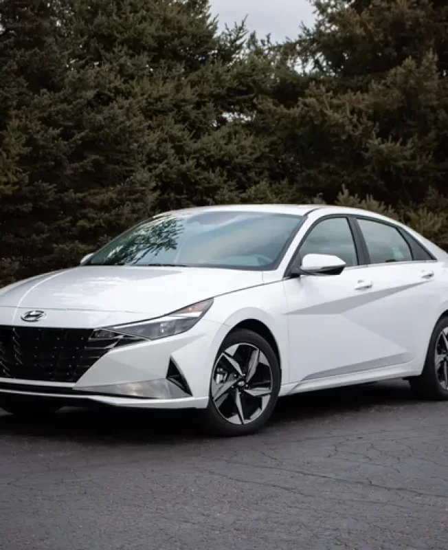 2021-hyundai-elantra-sel-1